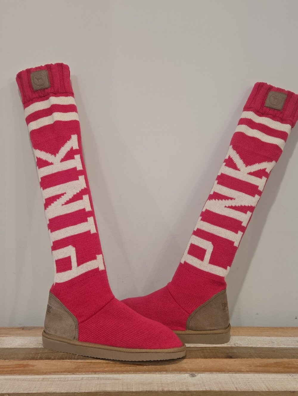 Vintage Victoria’s Secret PINK Mukluk Knee-high Kit Boots Sz L 9-10 Rare HTF